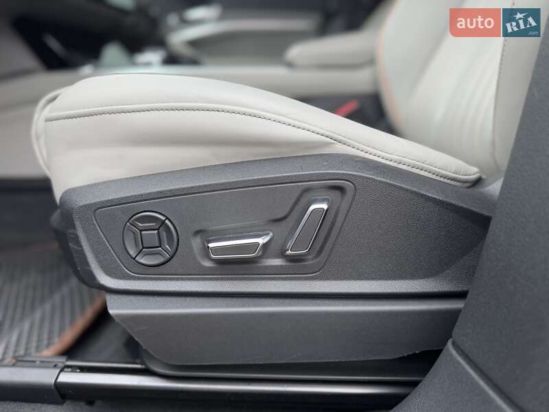 Внедорожник / Кроссовер Audi e-tron Sportback 2020 в Кременчуге