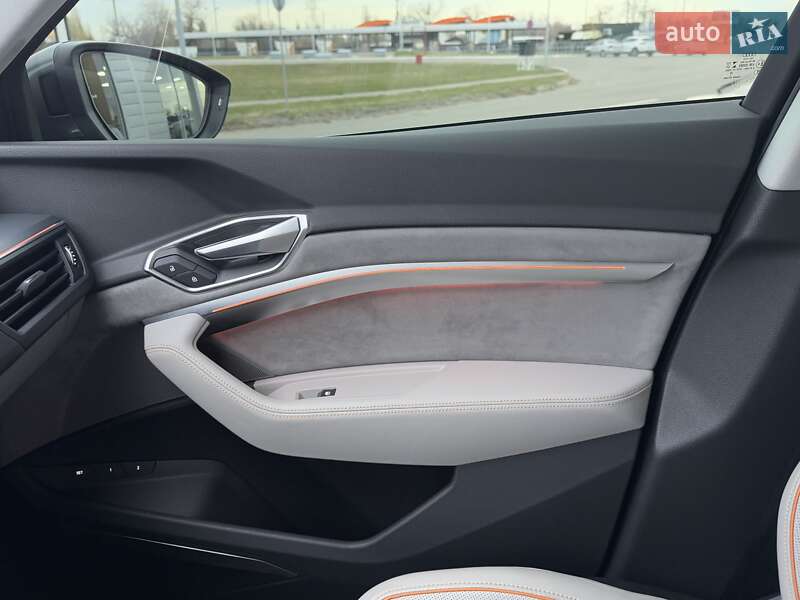 Внедорожник / Кроссовер Audi e-tron Sportback 2020 в Кременчуге