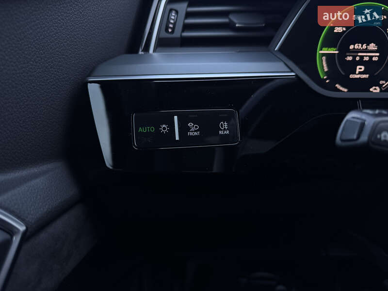 Внедорожник / Кроссовер Audi e-tron Sportback 2020 в Мукачево
