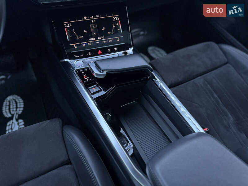 Внедорожник / Кроссовер Audi e-tron Sportback 2020 в Мукачево