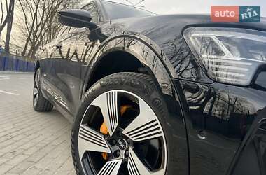 Внедорожник / Кроссовер Audi e-tron Sportback 2020 в 