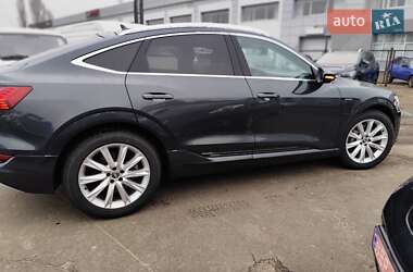 Внедорожник / Кроссовер Audi e-tron Sportback 2020 в 