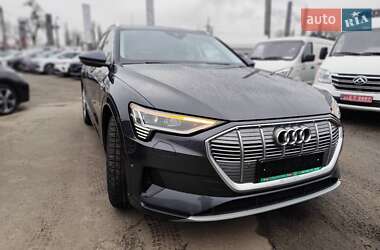 Внедорожник / Кроссовер Audi e-tron Sportback 2020 в 