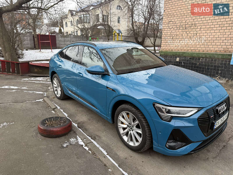 Позашляховик / Кросовер Audi e-tron Sportback 2020 в Хмельницькому