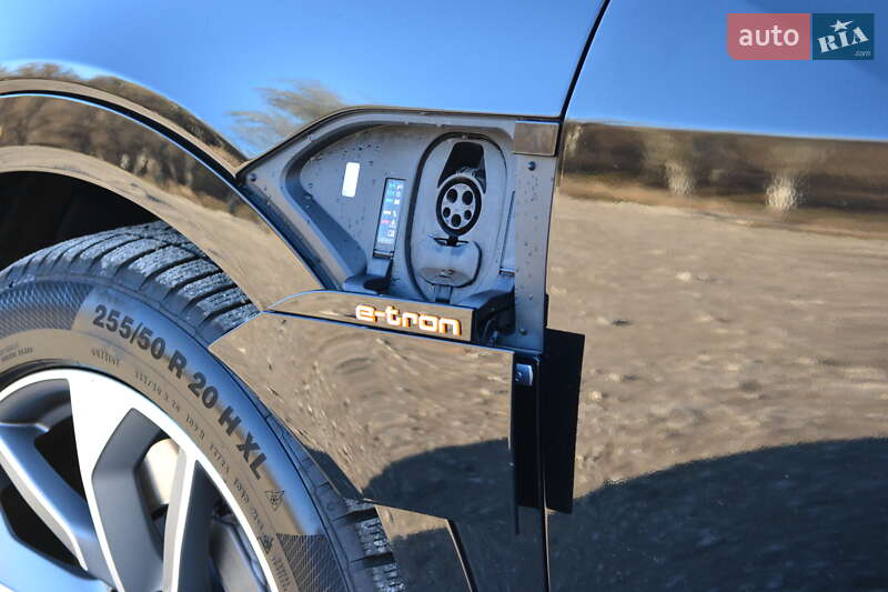 Внедорожник / Кроссовер Audi e-tron Sportback 2021 в Днепре