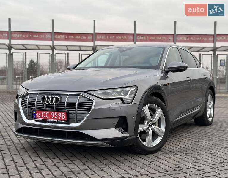 Позашляховик / Кросовер Audi e-tron Sportback 2020 в Львові