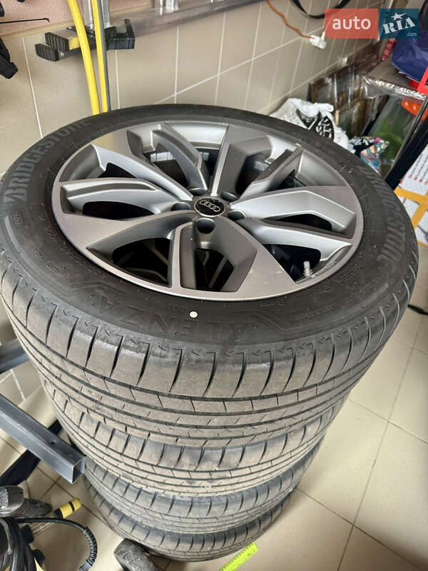 Позашляховик / Кросовер Audi e-tron Sportback 2022 в Вінниці