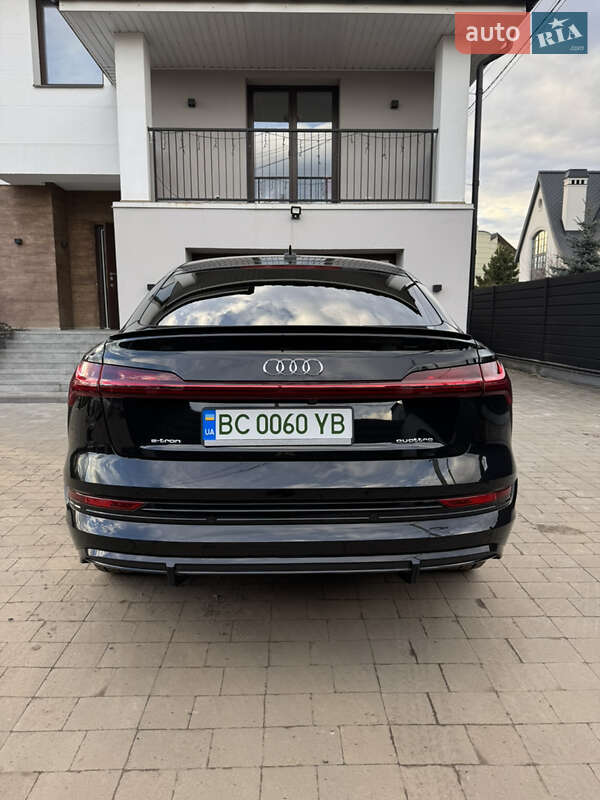 Позашляховик / Кросовер Audi e-tron Sportback 2020 в Львові