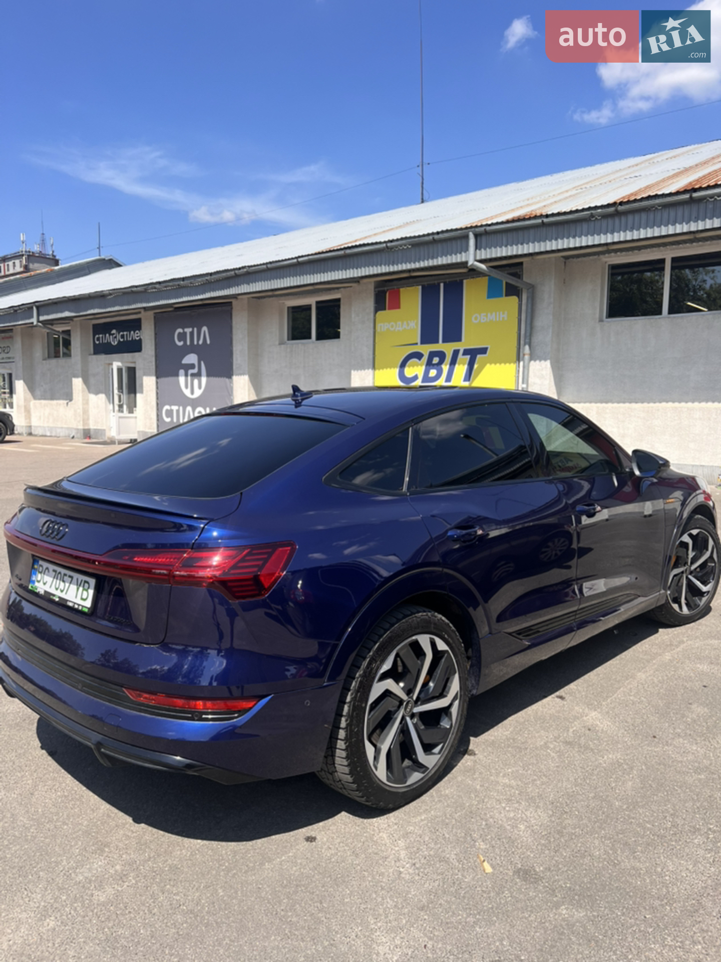 2022 Audi e-tron Sportback - мініатюра 6