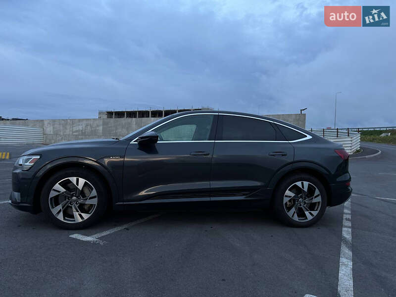 Внедорожник / Кроссовер Audi e-tron Sportback 2020 в Львове