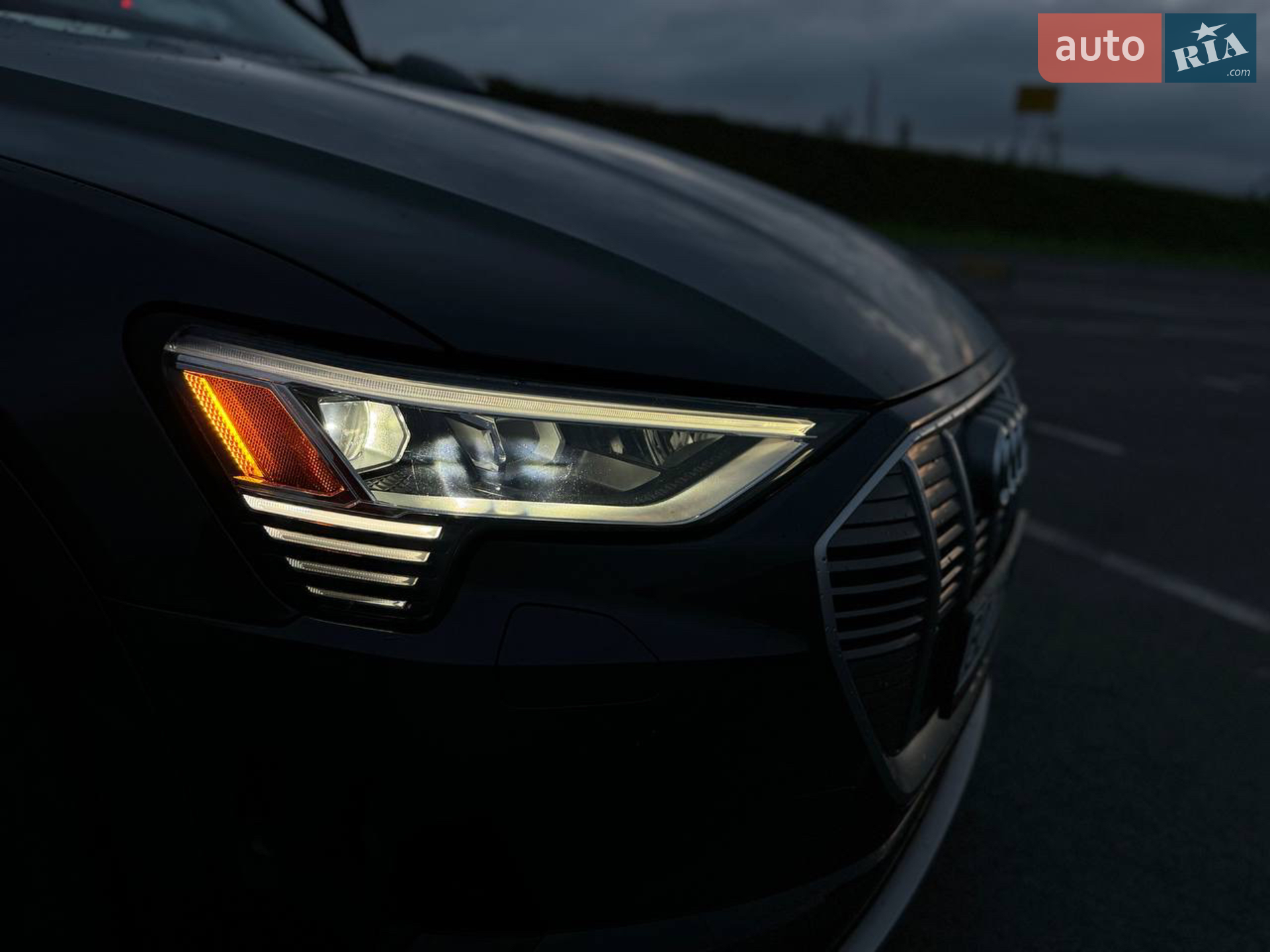 2020 Audi e-tron Sportback - мініатюра 13