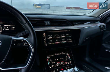 Внедорожник / Кроссовер Audi e-tron Sportback 2020 в 