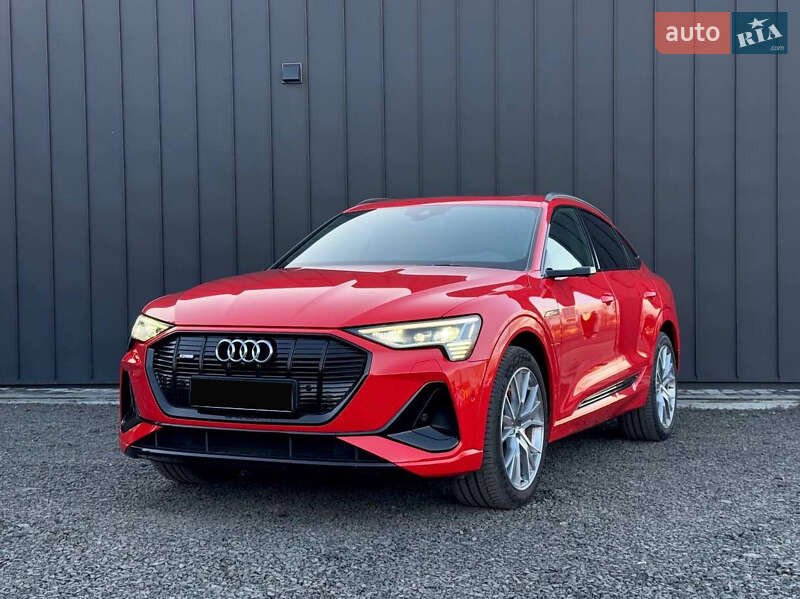 Позашляховик / Кросовер Audi e-tron Sportback 2020 в Луцьку