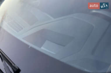 Позашляховик / Кросовер Audi e-tron Sportback 2021 в 
