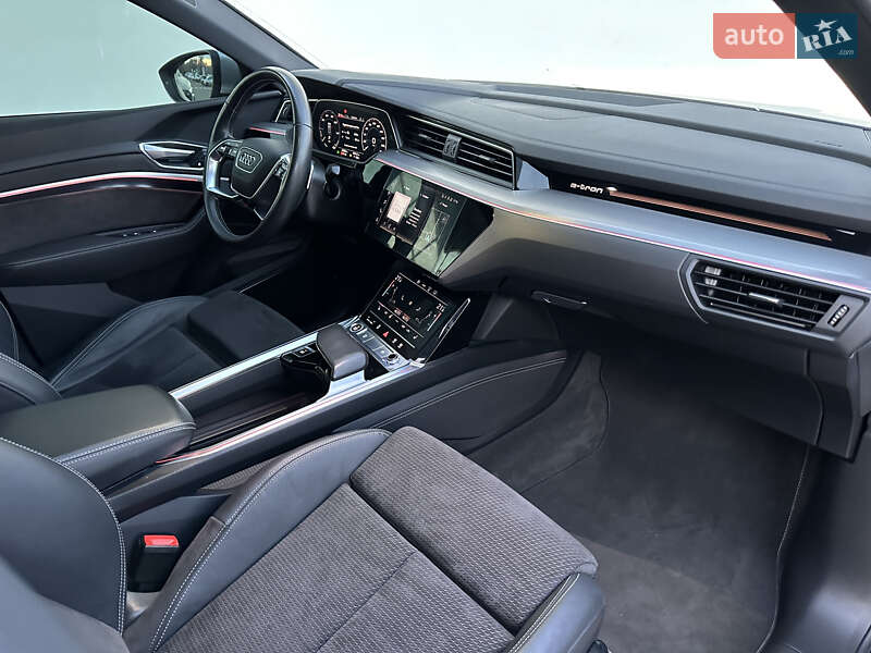 Внедорожник / Кроссовер Audi e-tron Sportback 2021 в Ровно