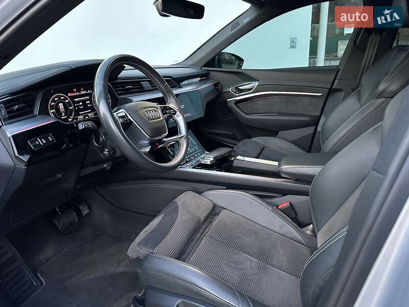 Внедорожник / Кроссовер Audi e-tron Sportback 2021 в Ровно
