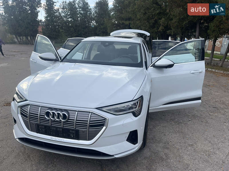 Позашляховик / Кросовер Audi e-tron Sportback 2020 в Львові фото 2 Позашляховик / Кросовер Audi e-tron Sportback 2020 в Львові