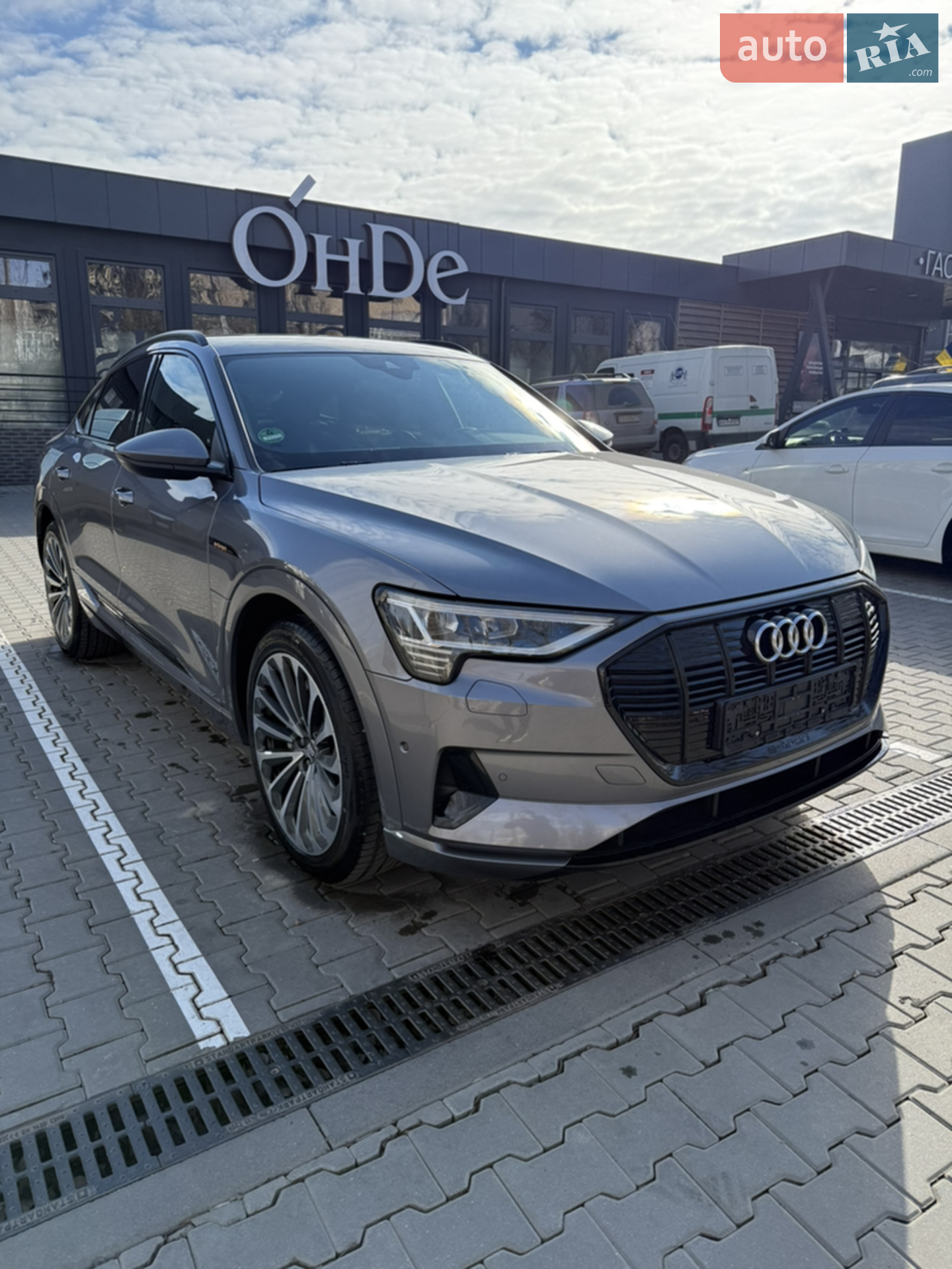 2020 Audi e-tron Sportback - мініатюра 5