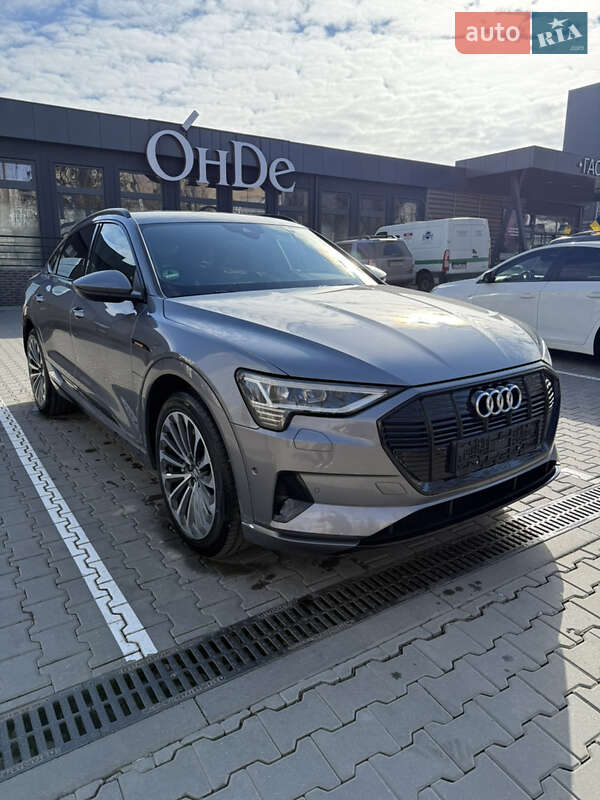 Позашляховик / Кросовер Audi e-tron Sportback 2020 в Чернівцях фото 5 Позашляховик / Кросовер Audi e-tron Sportback 2020 в Чернівцях