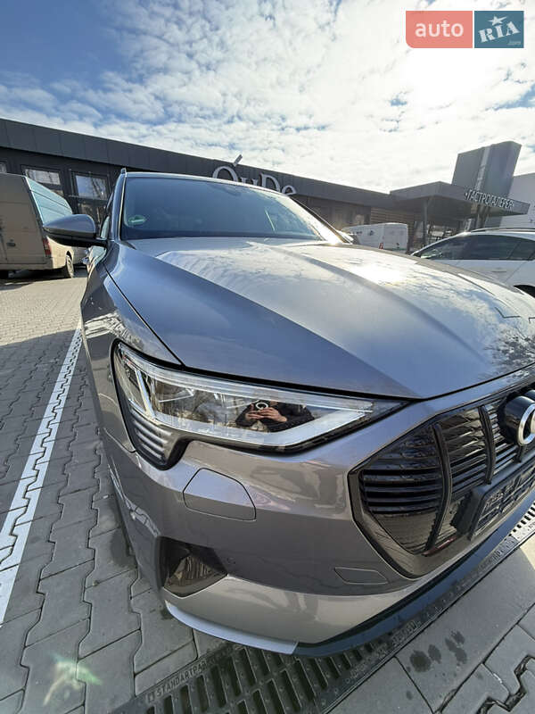 Позашляховик / Кросовер Audi e-tron Sportback 2020 в Чернівцях фото 28 Позашляховик / Кросовер Audi e-tron Sportback 2020 в Чернівцях