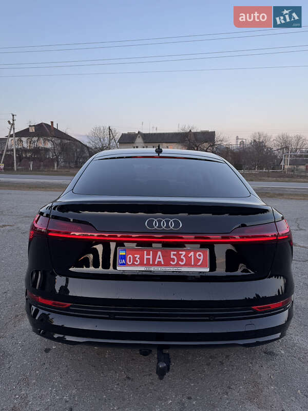 Внедорожник / Кроссовер Audi e-tron Sportback 2022 в Дубно