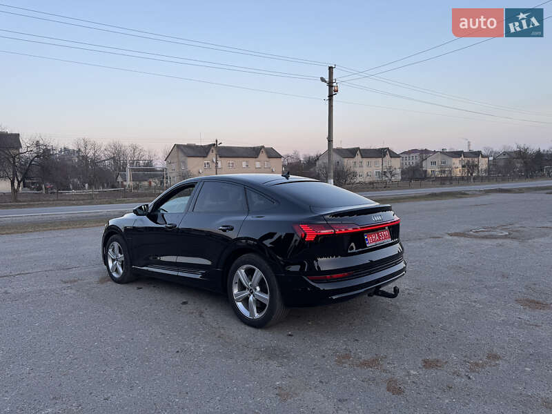 Внедорожник / Кроссовер Audi e-tron Sportback 2022 в Дубно