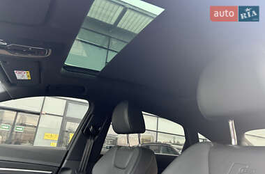 Внедорожник / Кроссовер Audi e-tron Sportback 2022 в 