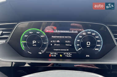 Внедорожник / Кроссовер Audi e-tron Sportback 2022 в 