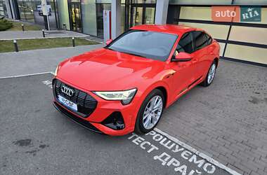 Позашляховик / Кросовер Audi e-tron Sportback 2021 в Києві