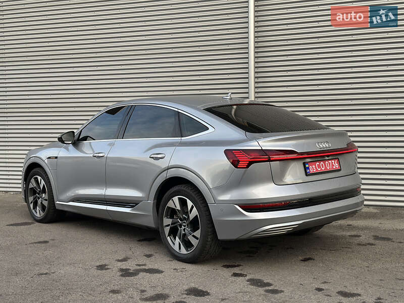 Внедорожник / Кроссовер Audi e-tron Sportback 2021 в Ровно