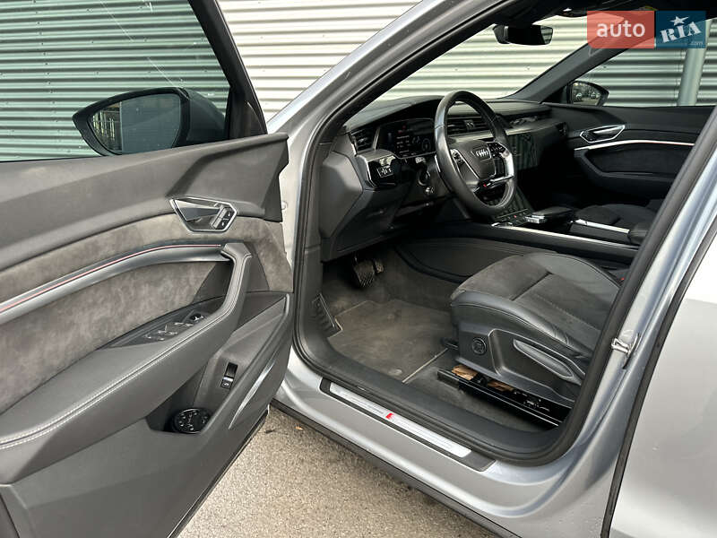 Внедорожник / Кроссовер Audi e-tron Sportback 2021 в Ровно