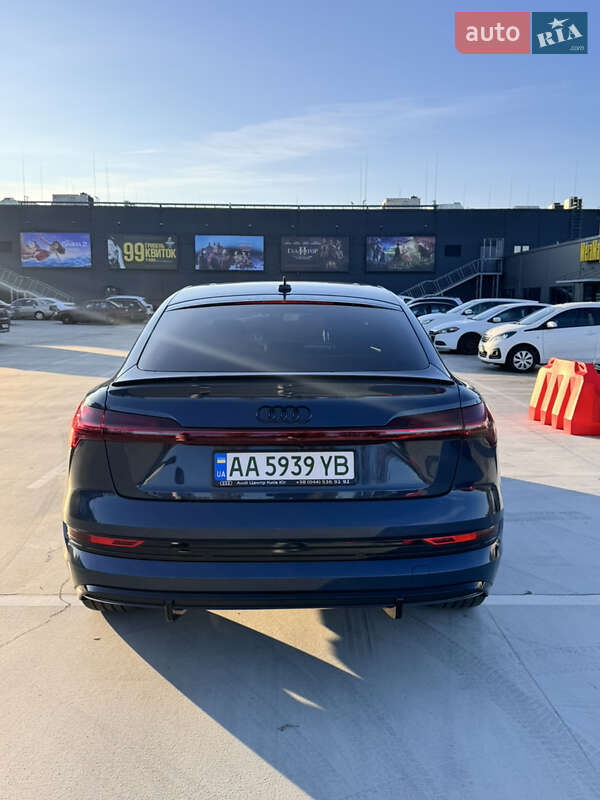 Внедорожник / Кроссовер Audi e-tron Sportback 2020 в Киеве
