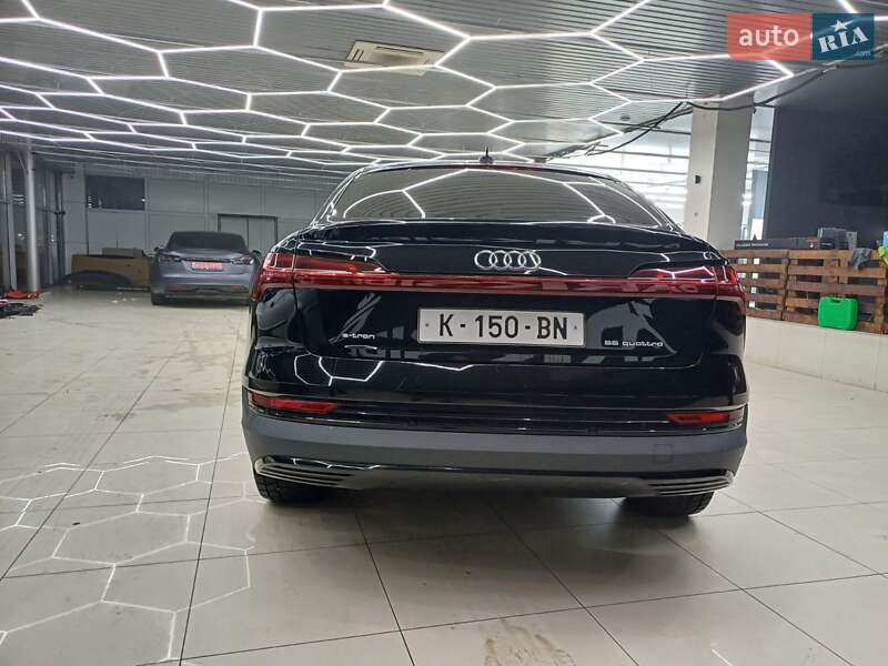 Внедорожник / Кроссовер Audi e-tron Sportback 2020 в Днепре
