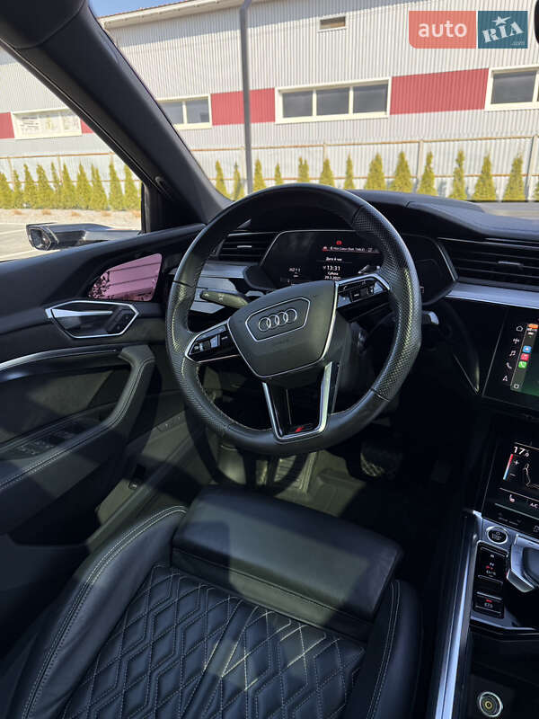 Позашляховик / Кросовер Audi e-tron Sportback 2021 в Луцьку