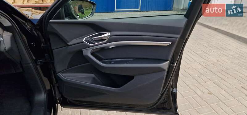 Внедорожник / Кроссовер Audi e-tron Sportback 2022 в Тернополе