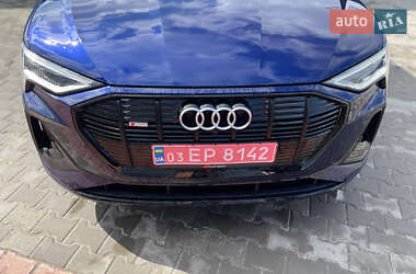 Позашляховик / Кросовер Audi e-tron Sportback 2021 в 