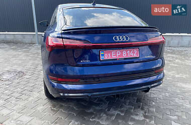 Позашляховик / Кросовер Audi e-tron Sportback 2021 в 