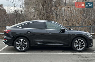 Внедорожник / Кроссовер Audi e-tron Sportback 2021 в 