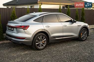 Позашляховик / Кросовер Audi e-tron Sportback 2020 в 
