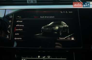 Позашляховик / Кросовер Audi e-tron Sportback 2020 в 