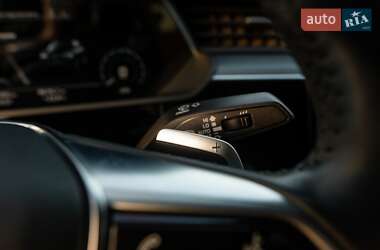 Позашляховик / Кросовер Audi e-tron Sportback 2020 в 