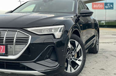Внедорожник / Кроссовер Audi e-tron Sportback 2021 в 