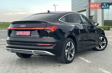 Внедорожник / Кроссовер Audi e-tron Sportback 2021 в 