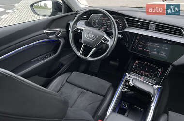 Внедорожник / Кроссовер Audi e-tron Sportback 2021 в 