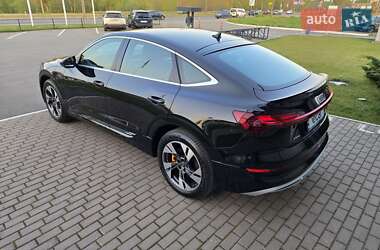 Позашляховик / Кросовер Audi e-tron Sportback 2022 в 