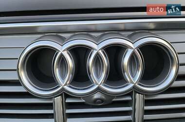 Позашляховик / Кросовер Audi e-tron Sportback 2022 в 