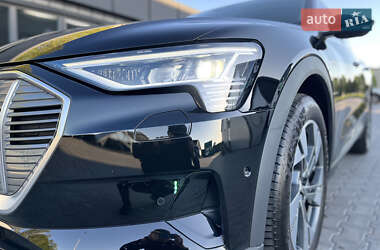 Внедорожник / Кроссовер Audi e-tron Sportback 2020 в 