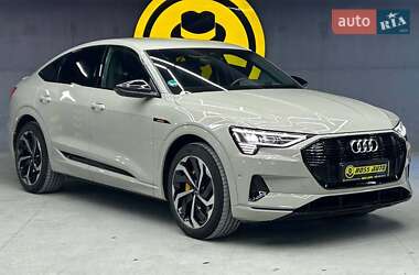 Позашляховик / Кросовер Audi e-tron Sportback 2021 в Чернівцях