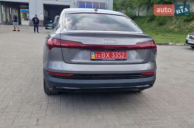 Позашляховик / Кросовер Audi e-tron Sportback 2021 в 