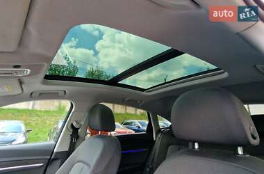 Позашляховик / Кросовер Audi e-tron Sportback 2021 в 